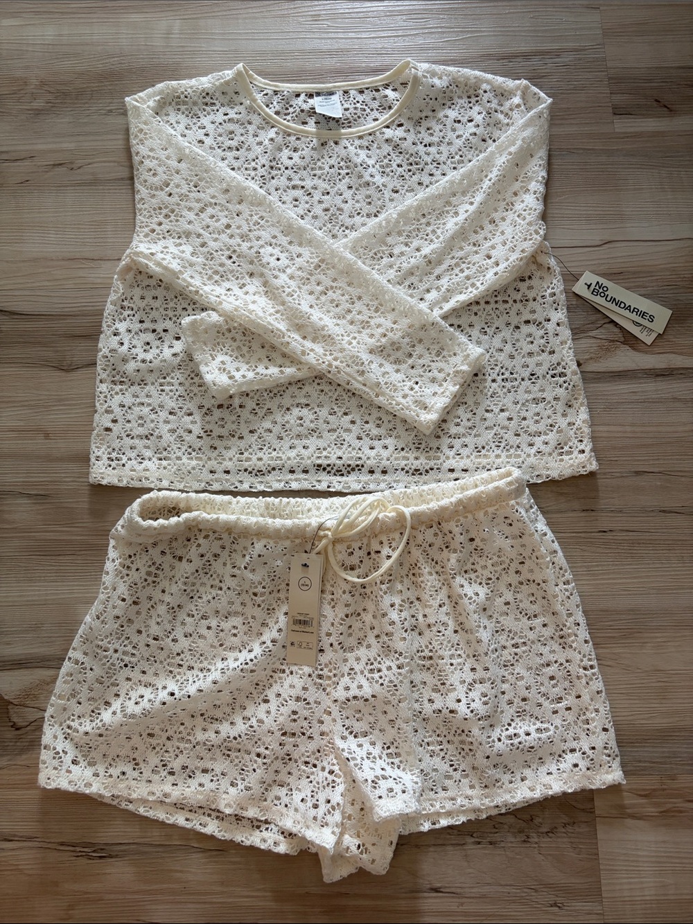Women’s No Boundaries Cream Crochet Lounge Top and Drawstring Shorts Set